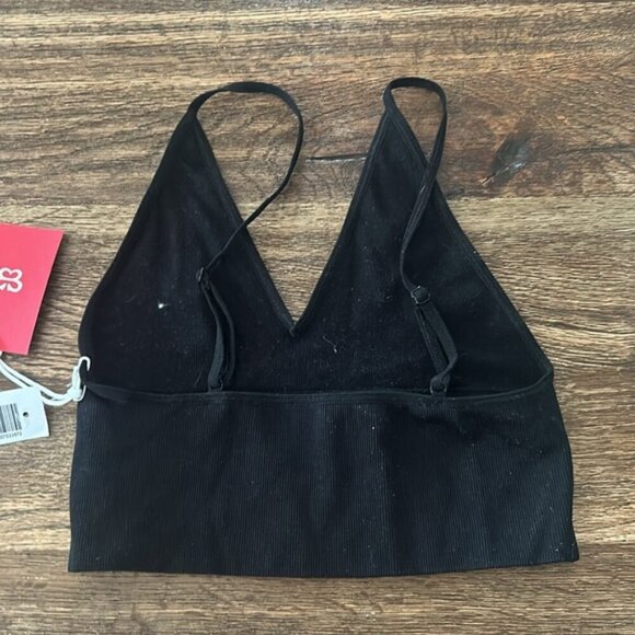 NEW ARITZIA SUNDAY BEST Toni seamless black bra small - Picture 5 of 11